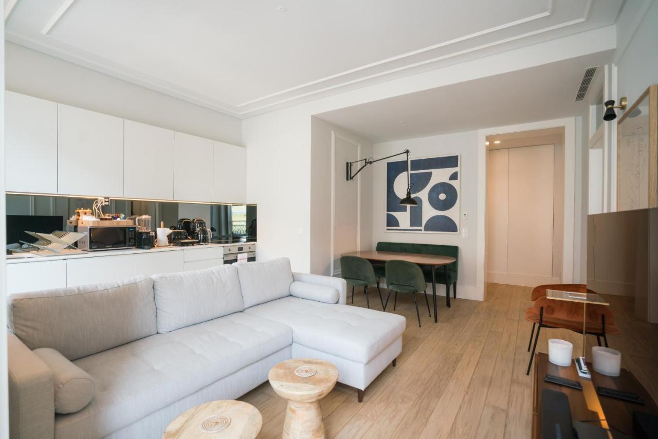 Luxury Condo In Heart Of Baixa-Chiado Lisboa Exteriör bild